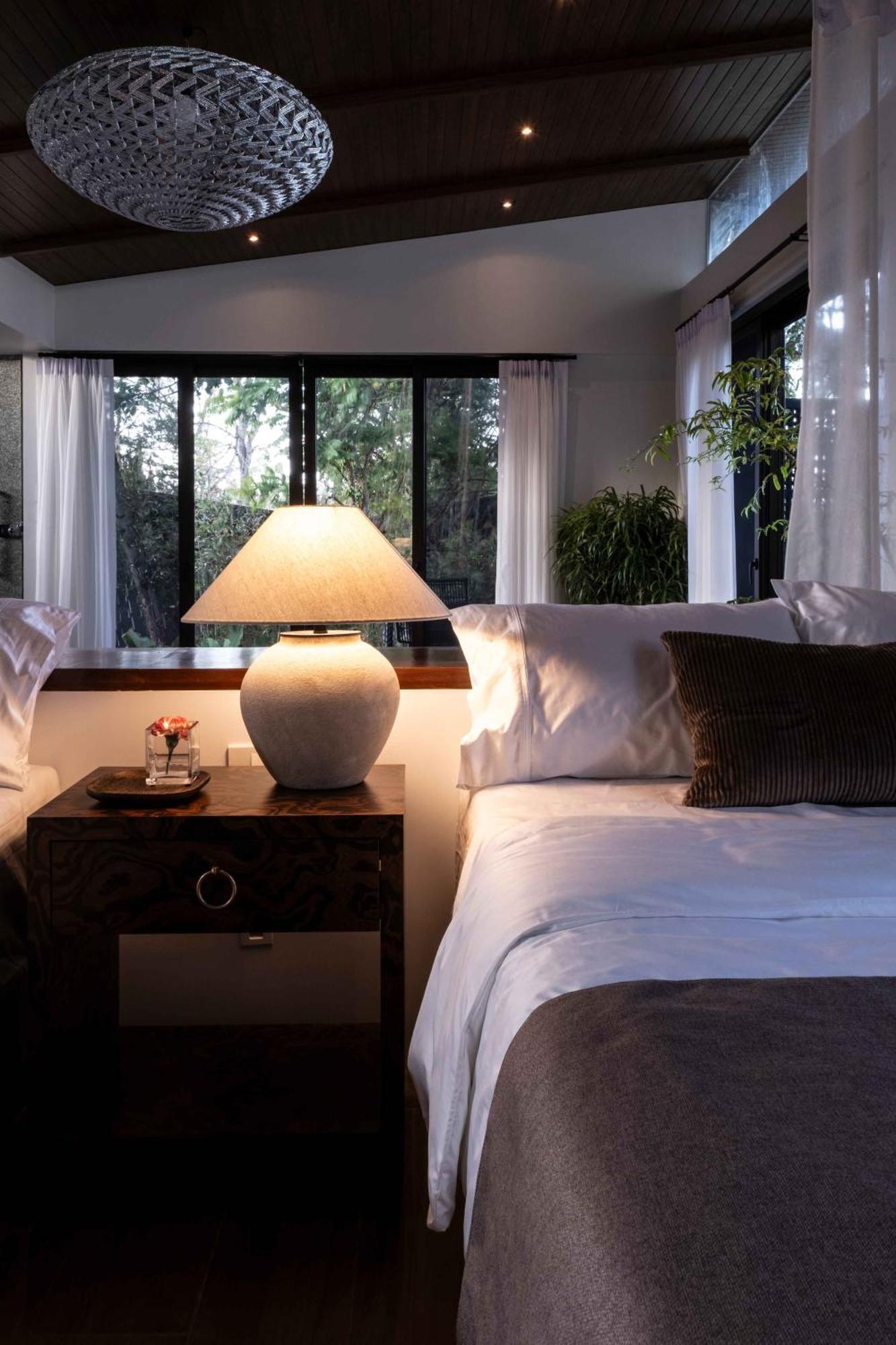Ananda Cabin - Ezra Viniti Resort Tagaytay City Екстериор снимка
